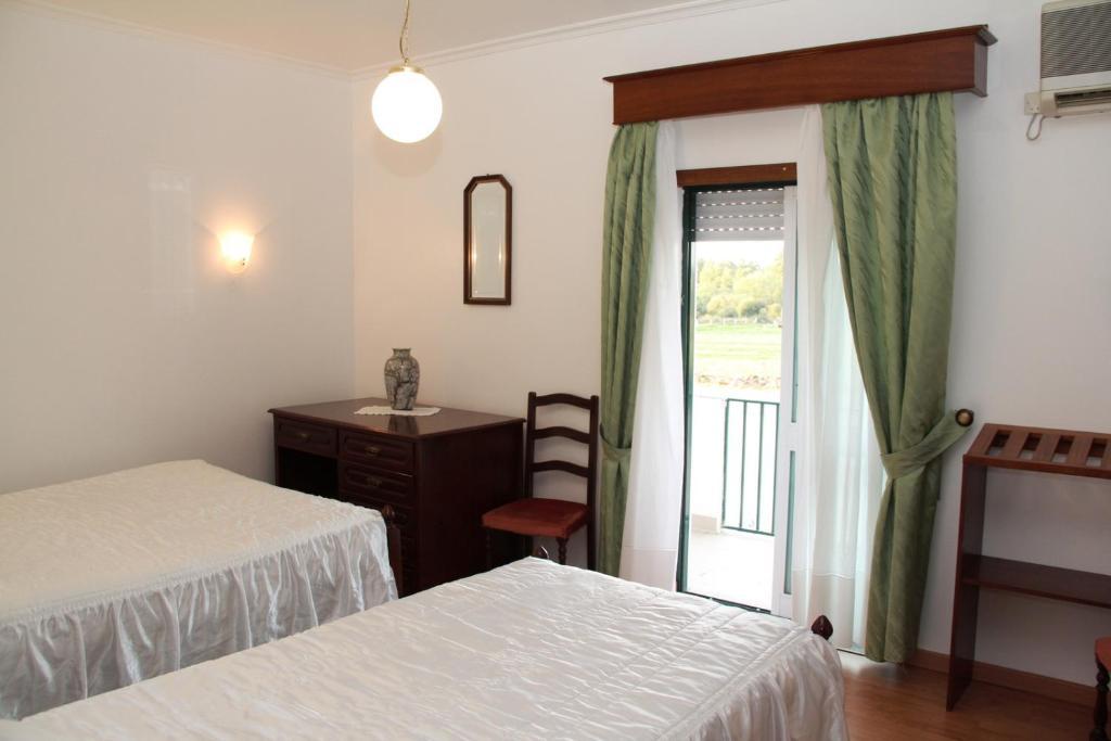 O Pelicano Alfaiates Room photo