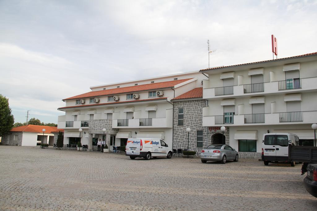 O Pelicano Alfaiates Exterior photo
