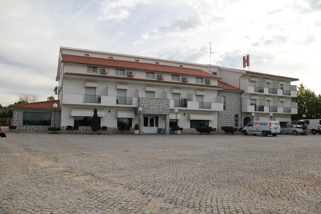 O Pelicano Alfaiates Exterior photo